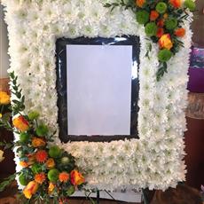 PHOTO FRAME